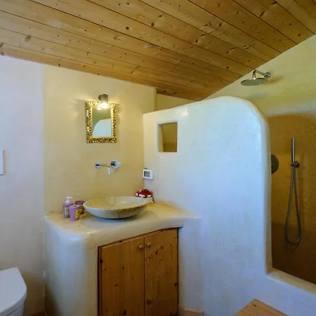 Gorgeous In Terre Roveresche With Wifi بيت للعطل *